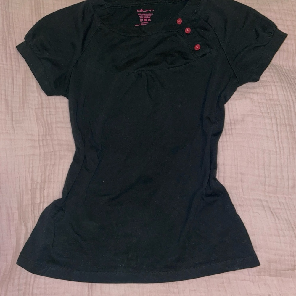 Elegant Black Short Sleeve Women's Top with Button Accents